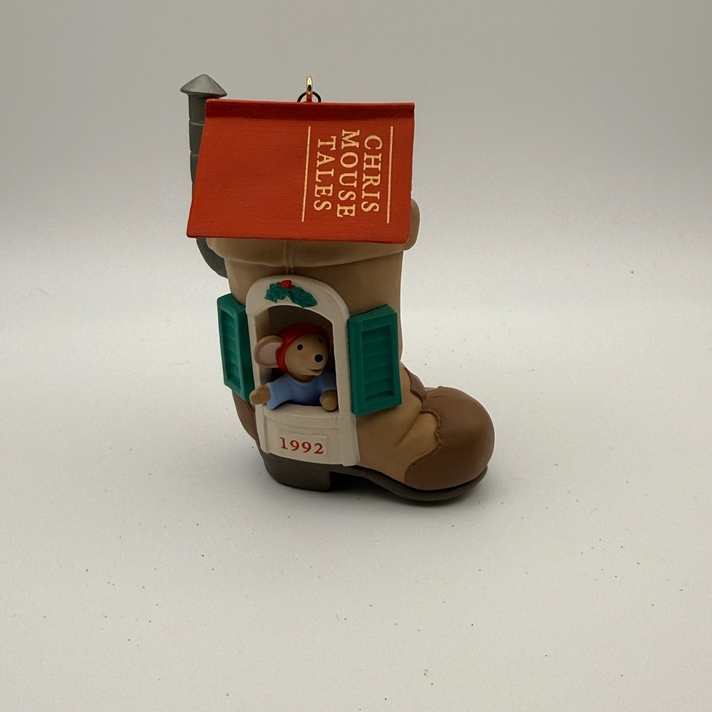 Hallmark Keepsake Ornament 1992 Chris Mouse Tales No 12 Mouse in Boot Vintage
